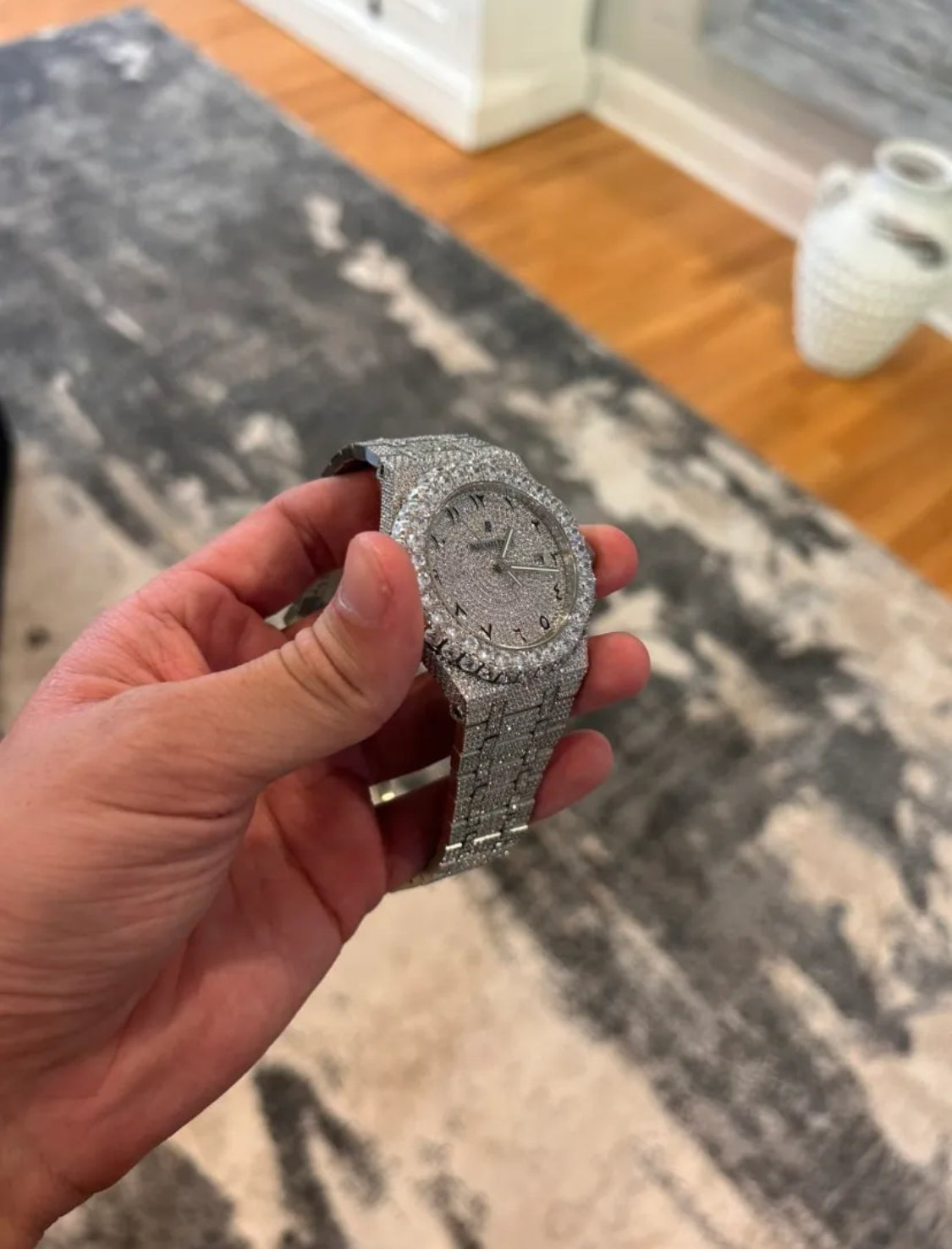 1.1 AP men’s watch